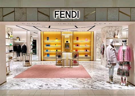 fendi dipartimento product and merchandising woman lg & accessories|fendi customer service.